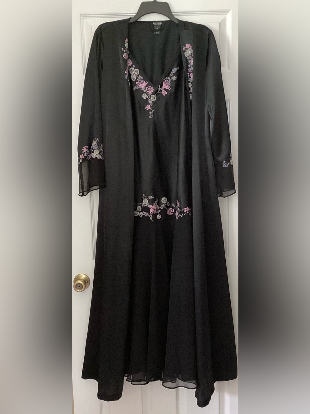 Vintage - Intricate Beaded & Embroidered Nightgown and Robe